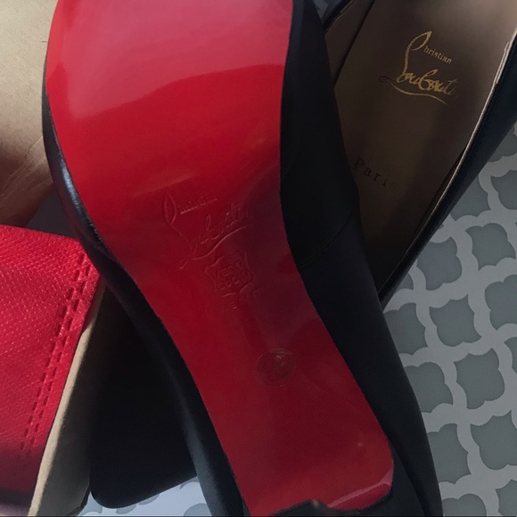 SOLD CHRISTIAN LOUBOUTIN SOLD - Picture 9 of 16